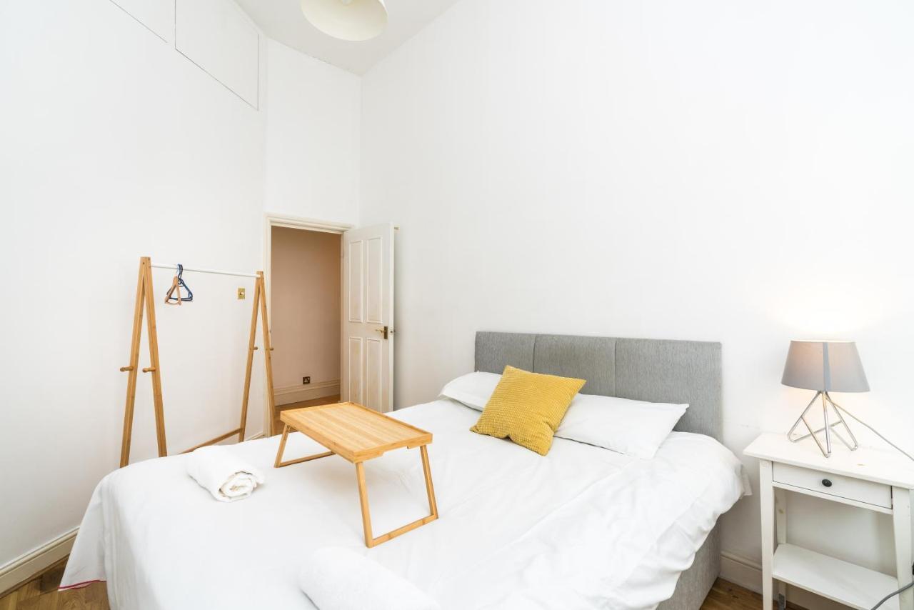 Spacious 2 Bedroom / Gloucester Road / Kensington Londra Exterior foto